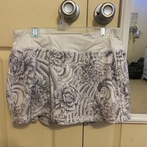 lululemon skirt size 4 regular length